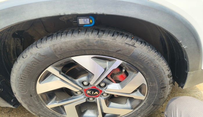 2021 KIA SONET GTX PLUS 1.0 DCT, Petrol, Automatic, 40,724 km, tyre