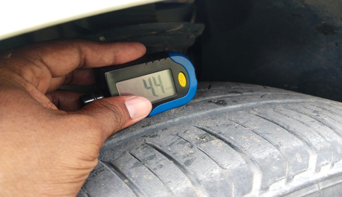 2022 Skoda SLAVIA STYLE 1.0L TSI AT, Petrol, Automatic, 21,198 km, tyre