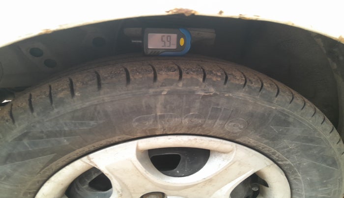 2011 Hyundai Accent GLE, Petrol, Manual, 83,389 km, tyre