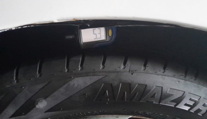 2015 Hyundai i10 MAGNA 1.1, Petrol, Manual, 83,385 km, tyre