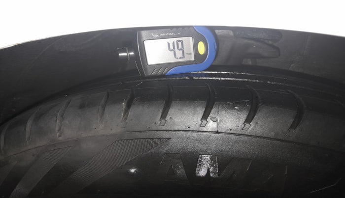 2015 Hyundai i10 MAGNA 1.1, Petrol, Manual, 83,385 km, tyre