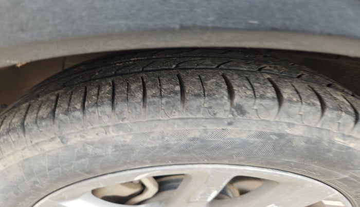 2018 Ford FREESTYLE TITANIUM 1.5 DIESEL, Diesel, Manual, 1,29,861 km, tyre