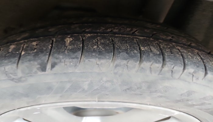 2018 Ford FREESTYLE TITANIUM 1.5 DIESEL, Diesel, Manual, 1,29,861 km, tyre