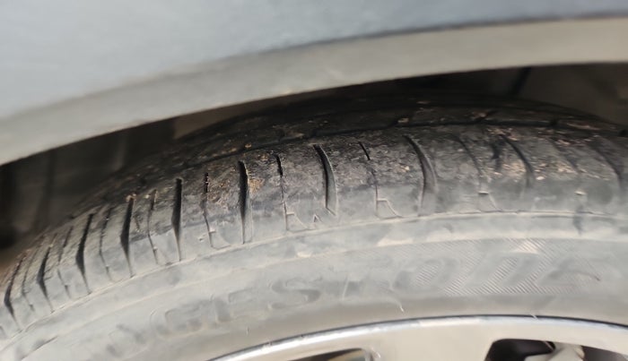 2018 Ford FREESTYLE TITANIUM 1.5 DIESEL, Diesel, Manual, 1,29,861 km, tyre