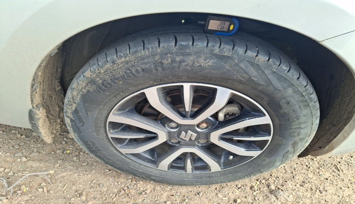 2022 Maruti Swift VXI, Petrol, Manual, 96,486 km, tyre