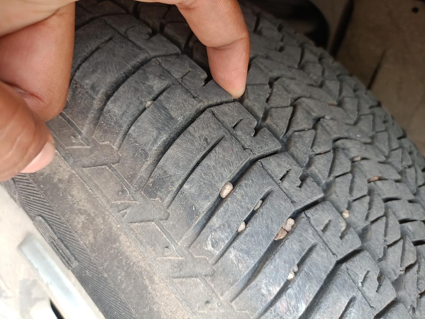 2020 Mahindra Scorpio S9, Diesel, Manual, 1,63,513 km, tyre