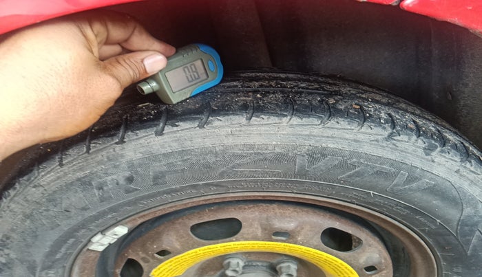 2018 Volkswagen Polo HIGHLINE 1.0L, Petrol, Manual, 70,986 km, tyre