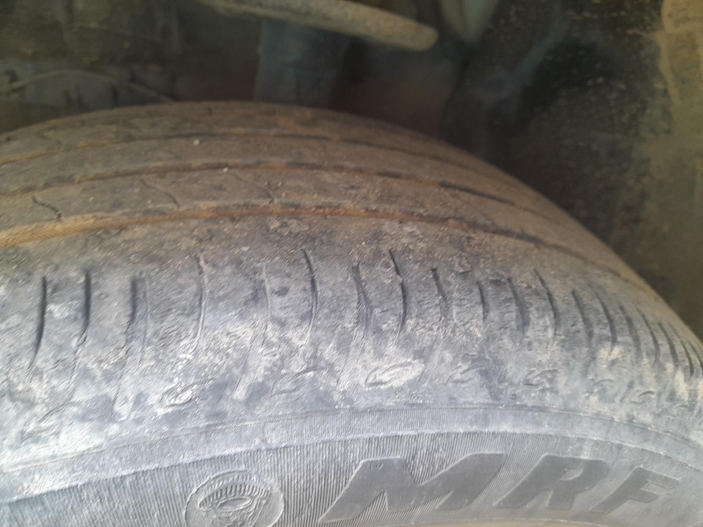2022 Maruti BREZZA VXI SMART HYBRID, Petrol, Manual, 72,000 km, tyre