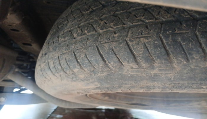 2016 Mahindra XUV500 W6 1.99, Diesel, Manual, 1,25,576 km, tyre