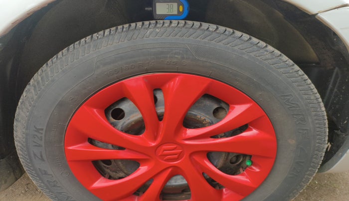 2010 Maruti Swift VDI, Diesel, Manual, 1,84,820 km, tyre
