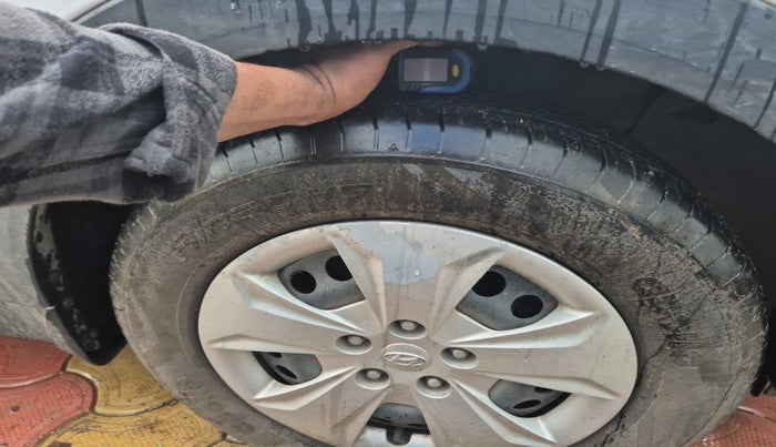 2018 Hyundai Creta E PLUS 1.4 DIESEL, Diesel, Manual, 1,71,382 km, tyre