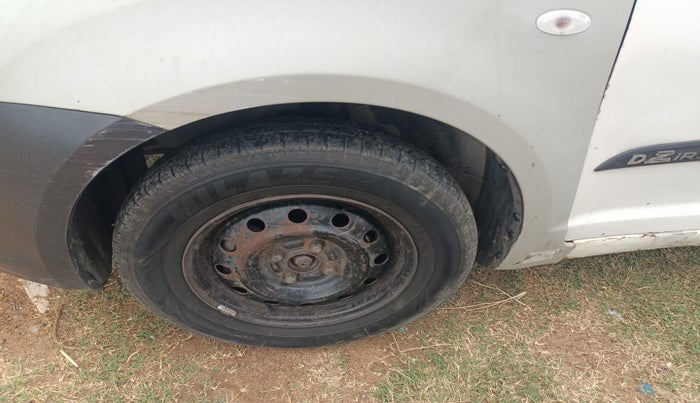 2010 Maruti Swift Dzire VDI, Diesel, Manual, 2,37,881 km, tyre