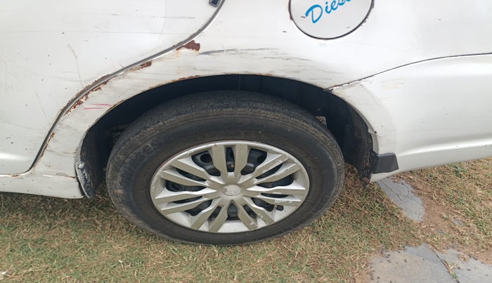 2010 Maruti Swift Dzire VDI, Diesel, Manual, 2,37,881 km, tyre