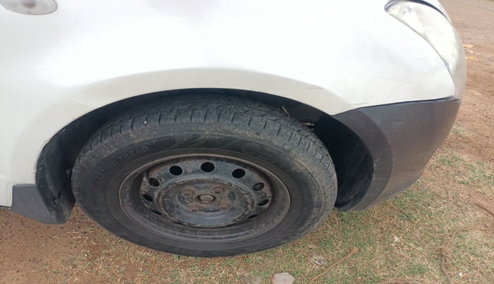 2010 Maruti Swift Dzire VDI, Diesel, Manual, 2,37,881 km, tyre