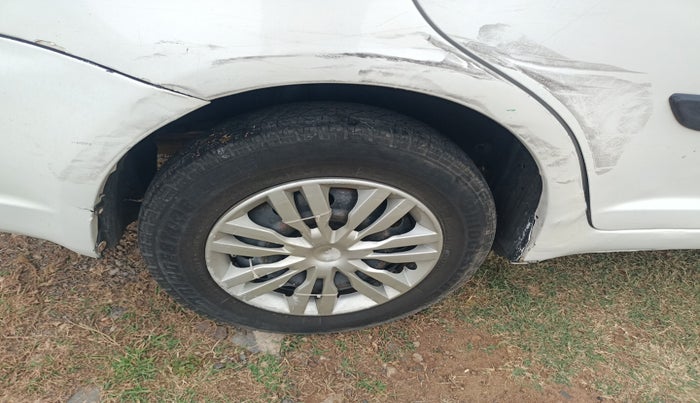 2010 Maruti Swift Dzire VDI, Diesel, Manual, 2,37,881 km, tyre