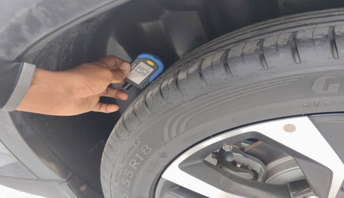 2024 MG HECTOR PLUS SHARP PRO 1.5 PETROL TURBO CVT 7 STR, Petrol, Automatic, 8,745 km, tyre