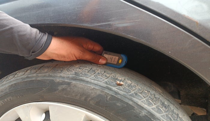 2018 Maruti Baleno DELTA PETROL 1.2, Petrol, Manual, 64,081 km, tyre