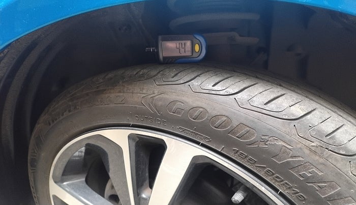 2022 Tata ALTROZ XZ PLUS PETROL, Petrol, Manual, 19,980 km, tyre