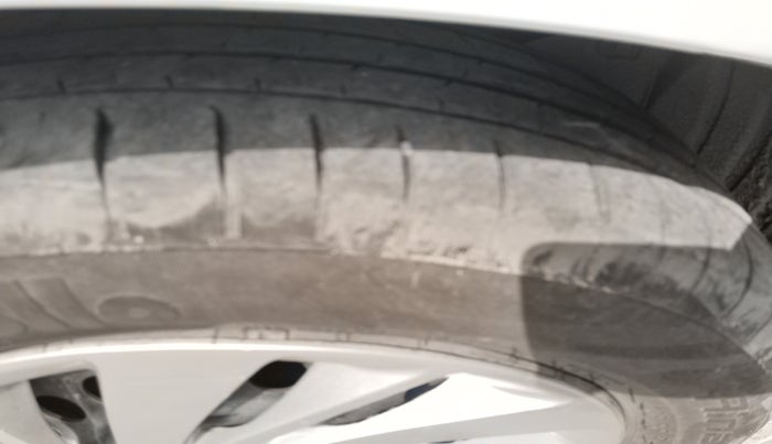 2011 Honda City 1.5L I-VTEC V AT, Petrol, Automatic, 95,433 km, tyre