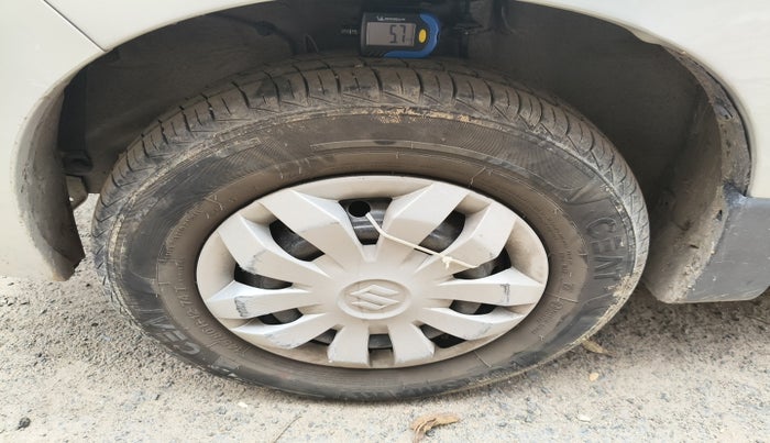 2022 Maruti Alto VXI, Petrol, Manual, 30,282 km, tyre