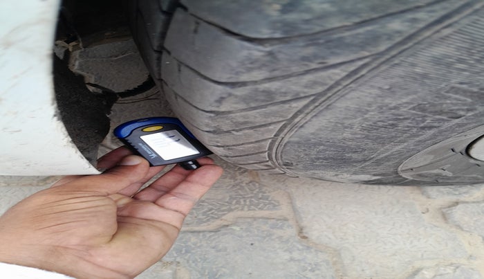 2011 Audi A4 1.8 TFSI, Petrol, Automatic, 73,071 km, tyre