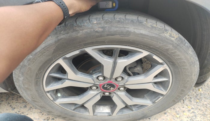 2020 KIA SELTOS GTX PLUS AT 1.5 DIESEL, Diesel, Automatic, 1,39,875 km, tyre