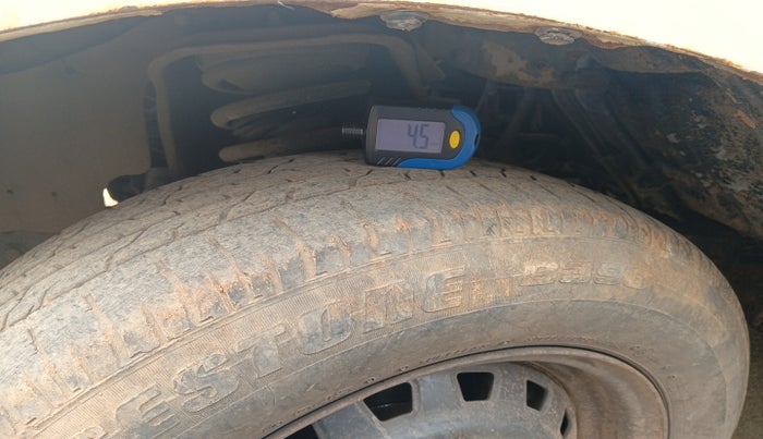2012 Mahindra Quanto C6, Diesel, Manual, 1,22,507 km, tyre