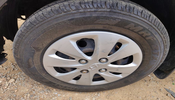 2012 Hyundai i10 SPORTZ 1.2 AT, Petrol, Automatic, 3,35,000 km, tyre
