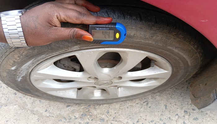 2016 Nissan Micra XV CVT, Petrol, Automatic, 34,537 km, tyre