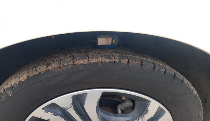2019 Tata Tiago XZA PETROL, Petrol, Automatic, 35,242 km, tyre