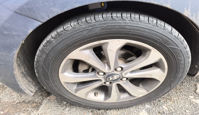 2016 Hyundai Xcent SX 1.1 CRDI (O), Diesel, Manual, 2,36,000 km, tyre