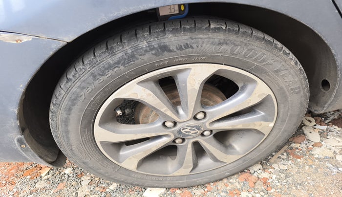 2016 Hyundai Xcent SX 1.1 CRDI (O), Diesel, Manual, 2,36,000 km, tyre