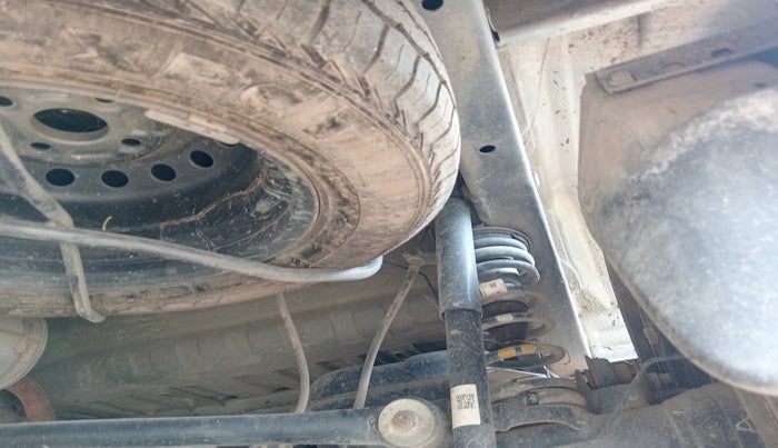 2023 Maruti Eeco 5 STR AC, Petrol, Manual, 29,896 km, tyre