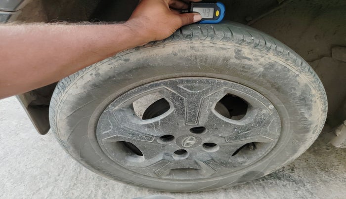 2021 Tata PUNCH ACCOMPLISHED MT, Petrol, Manual, 49,511 km, tyre