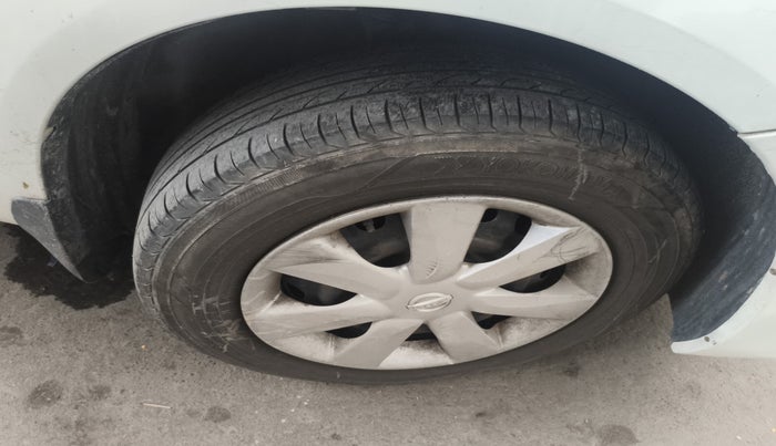 2012 Nissan Sunny XL DIESEL, Diesel, Manual, 2,88,040 km, tyre