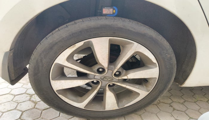 2016 Hyundai Elite i20 ASTA 1.2 (O), Petrol, Manual, 32,303 km, tyre