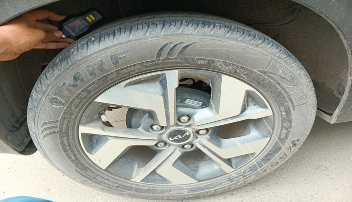 2022 KIA SONET HTX 1.5 AT, Diesel, Automatic, 34,200 km, tyre