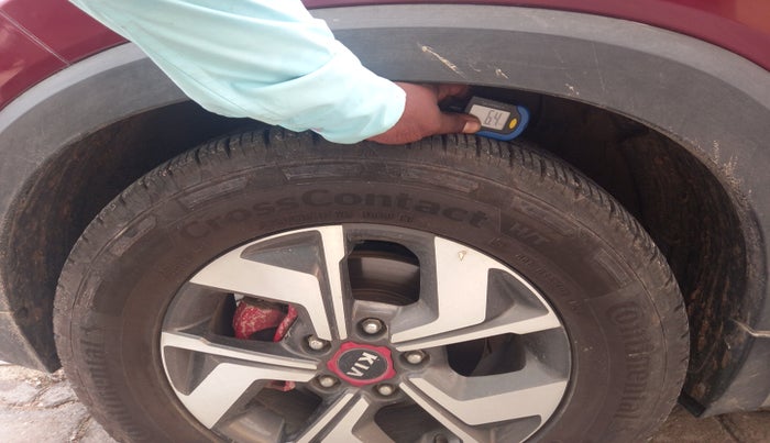 2021 KIA SONET GTX PLUS 1.5 AT, Diesel, Automatic, 61,640 km, tyre