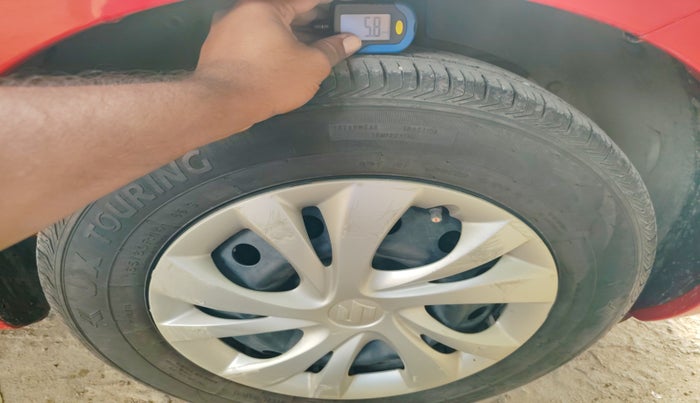 2018 Maruti Swift VXI AMT, Petrol, Automatic, 38,862 km, tyre