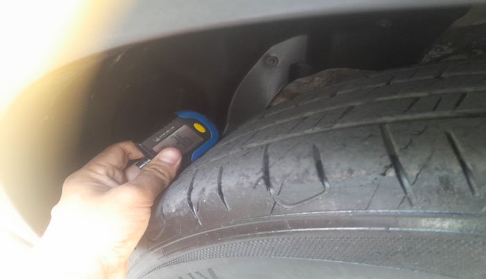 2020 MG HECTOR PLUS SHARP 2.0 DIESEL TURBO MT 6-STR, Diesel, Manual, 1,70,114 km, tyre