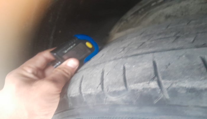 2020 MG HECTOR PLUS SHARP 2.0 DIESEL TURBO MT 6-STR, Diesel, Manual, 1,70,114 km, tyre