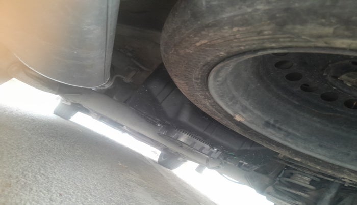 2020 MG HECTOR PLUS SHARP 2.0 DIESEL TURBO MT 6-STR, Diesel, Manual, 1,70,114 km, tyre