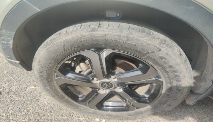 2022 Tata NEXON XZA PLUS (PREMIUM) KAZIRANGA PETROL, Petrol, Automatic, 36,075 km, tyre