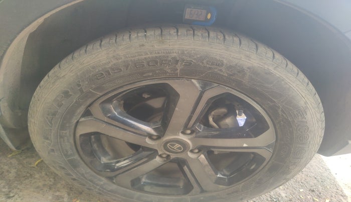 2022 Tata NEXON XZA PLUS (PREMIUM) KAZIRANGA PETROL, Petrol, Automatic, 36,075 km, tyre
