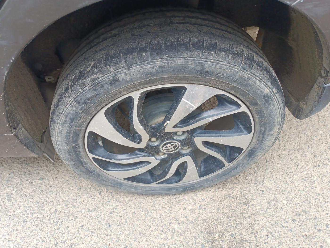 2021 Toyota Glanza G, Petrol, Manual, 27,191 km, tyre