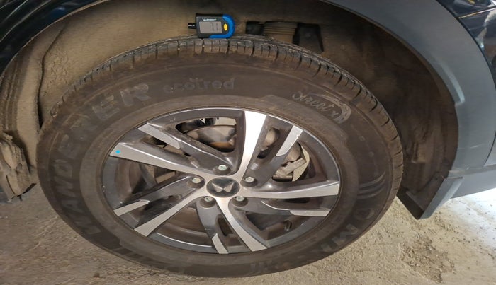 2024 Mahindra XUV700 AX 5 D MT 7 STR, Diesel, Manual, 5,607 km, tyre