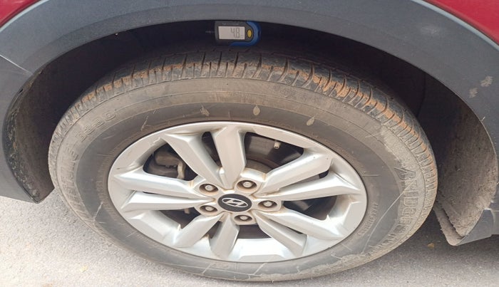 2017 Hyundai Creta S PLUS 1.6 AT DIESEL, Diesel, Automatic, 85,974 km, tyre