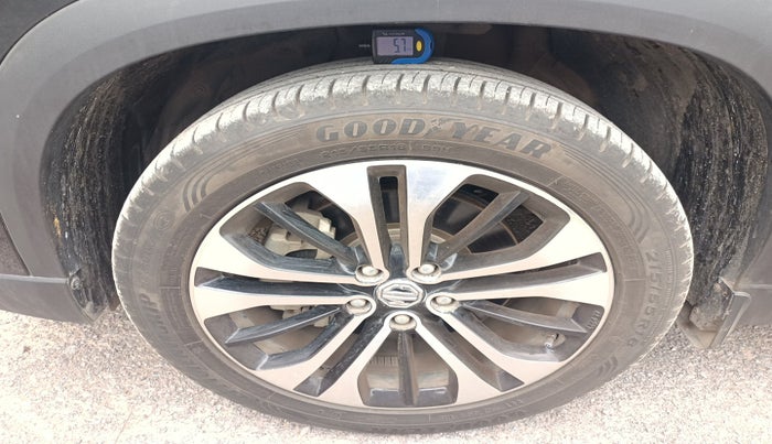 2023 MG HECTOR SHARP PRO 1.5 PETROL TURBO CVT PETROL, Petrol, Automatic, 16,019 km, tyre