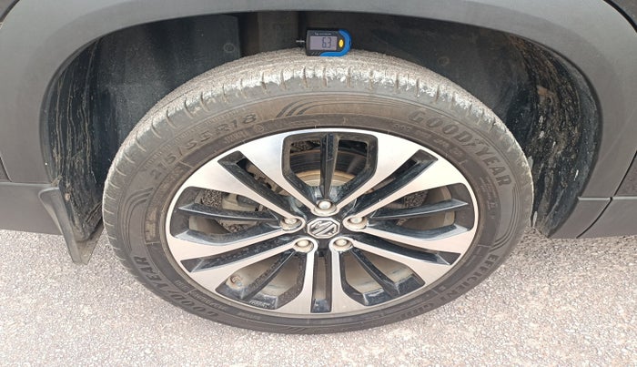 2023 MG HECTOR SHARP PRO 1.5 PETROL TURBO CVT PETROL, Petrol, Automatic, 16,019 km, tyre