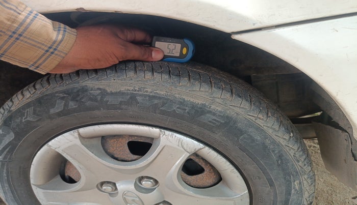 2011 Hyundai Accent GLE, Petrol, Manual, 60,648 km, tyre
